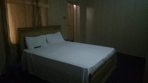 Гостиница Hotel Sky Touch в Абботтабаде