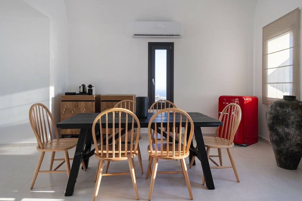 Фото La Maltese Villas Santorini