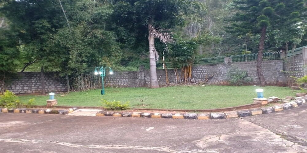 Фото Temple Tree Residence