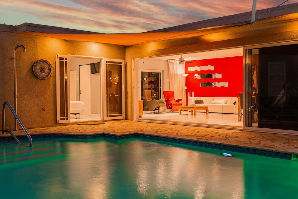 Фото Large Villa With View! Private Pool Free Utilities!