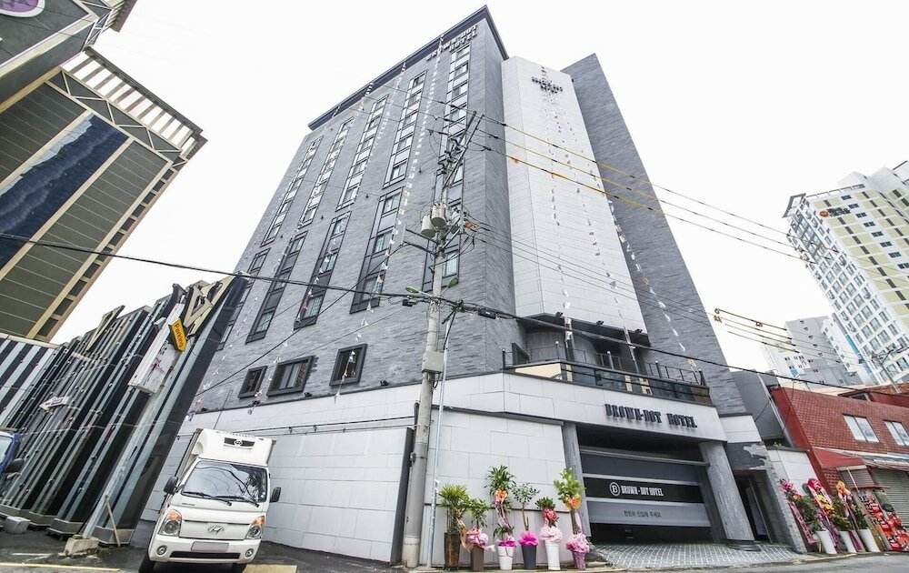 Фото отеля 1