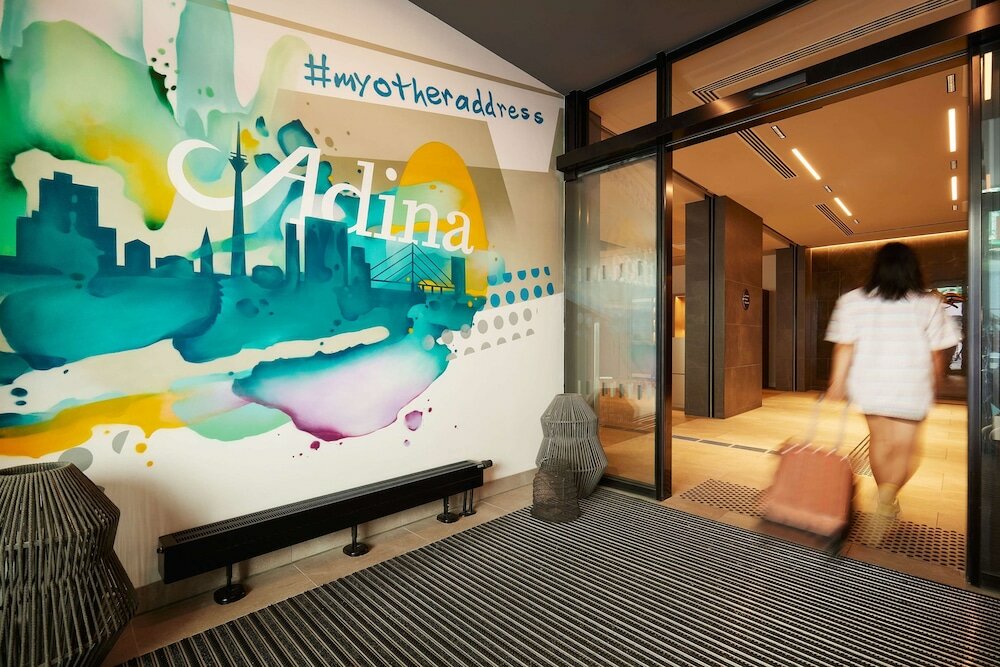 Фото Adina Apartment Hotel Dusseldorf