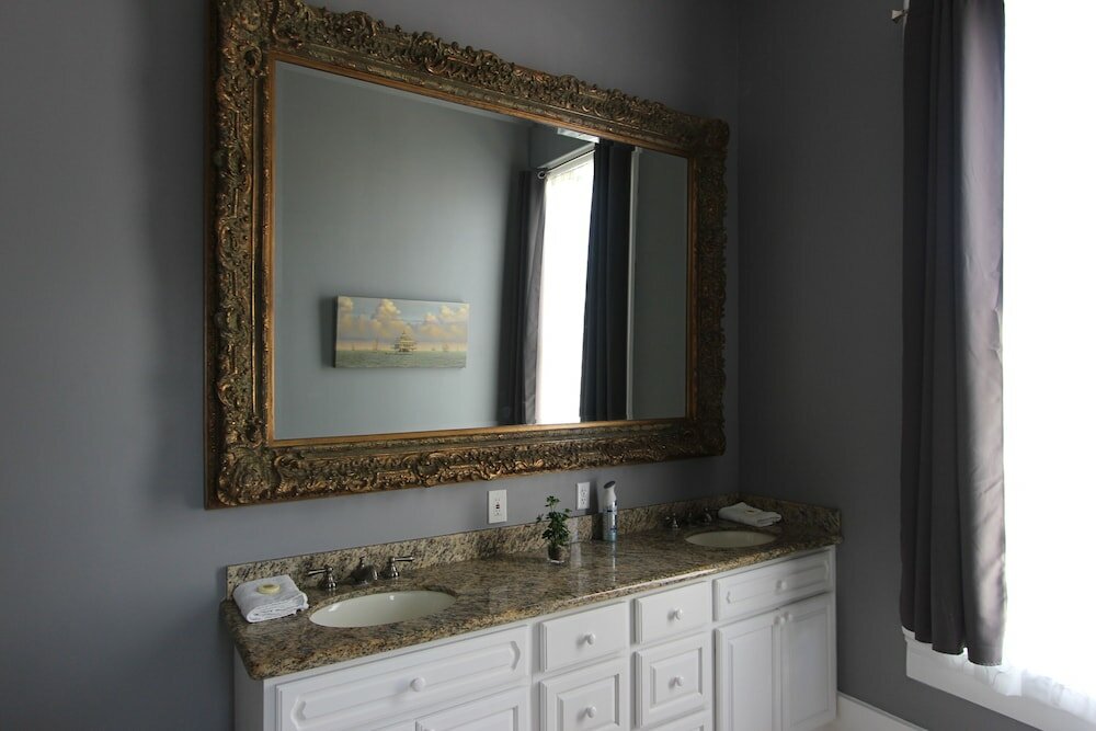 Фото The George Manor