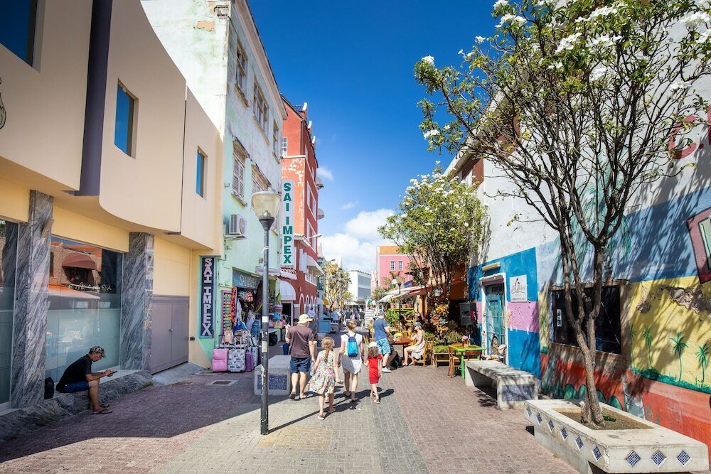 Фото The Yellow Penthouse