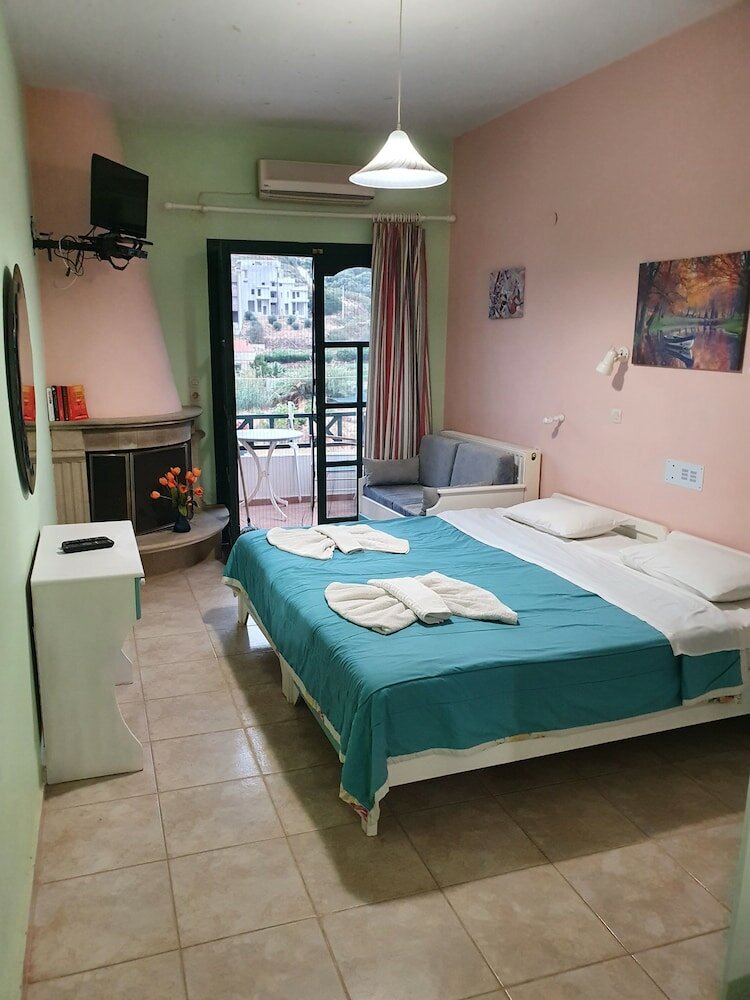 Фото Dioskouroi Apartments