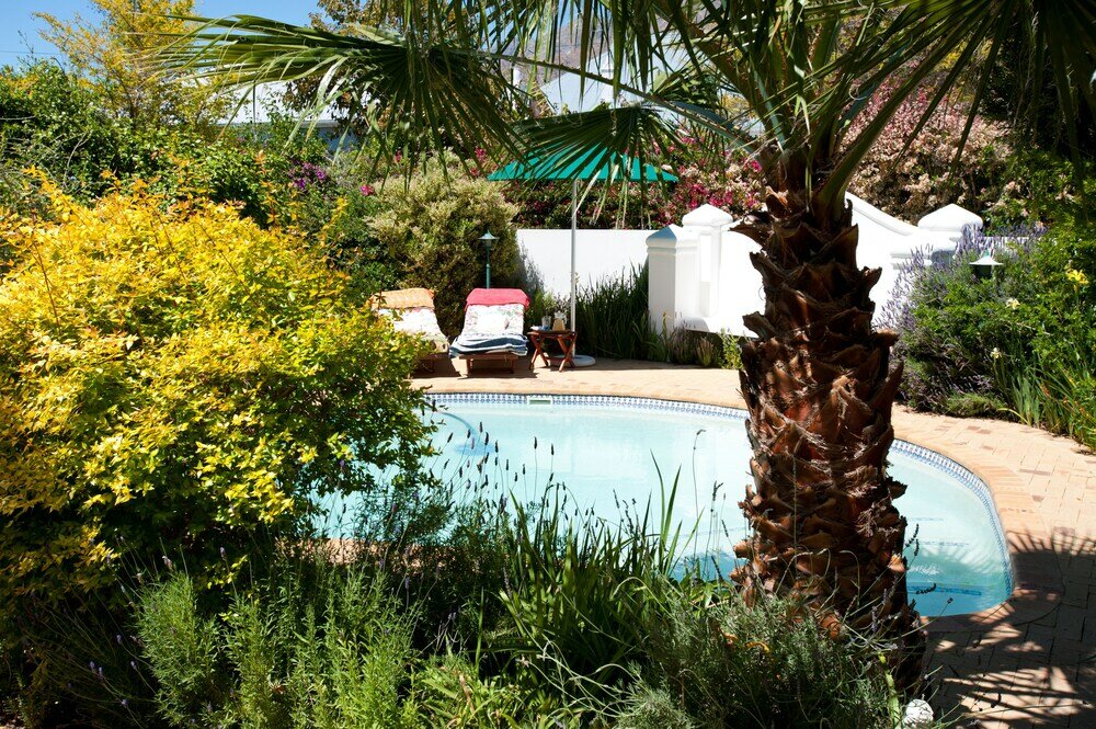 Фото 7 Church Street Guest House