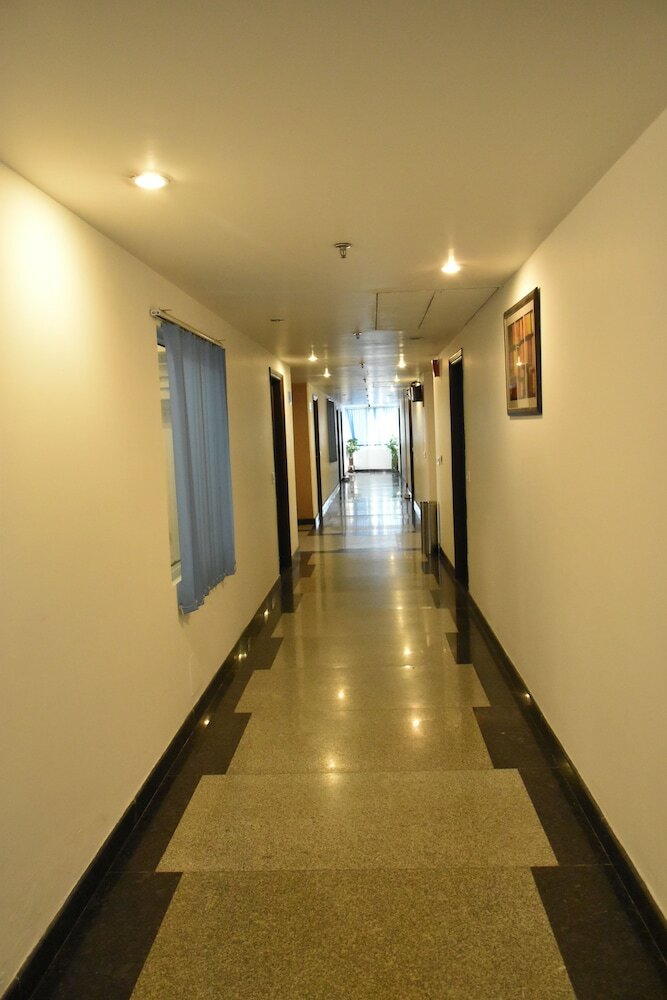 Фото Hotel Impress