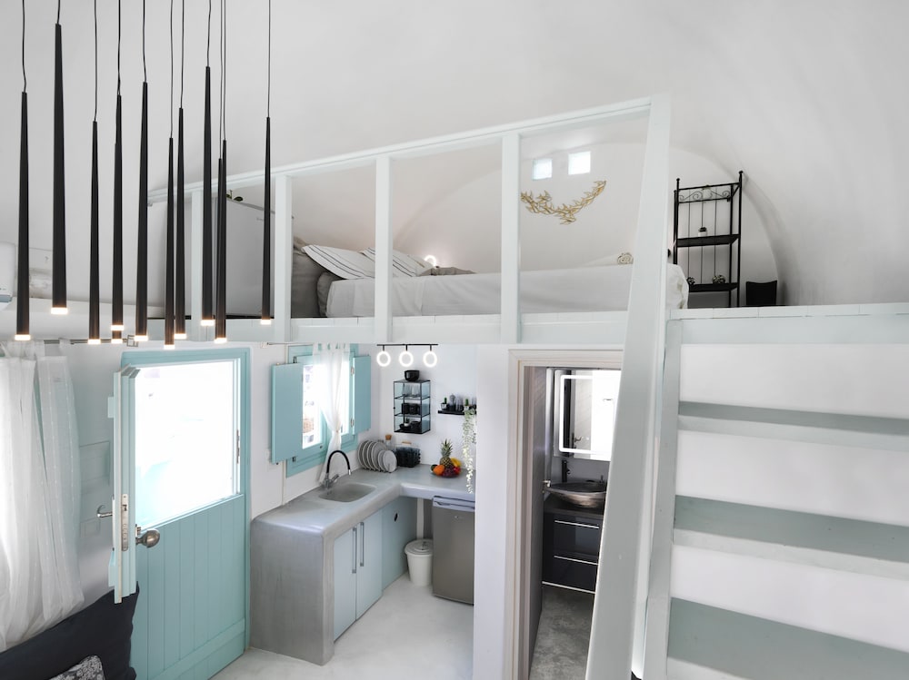 Фото Secret Gem Suites