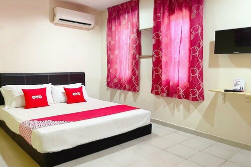 Гостиница Oyo 90324 Muar Station Hotel