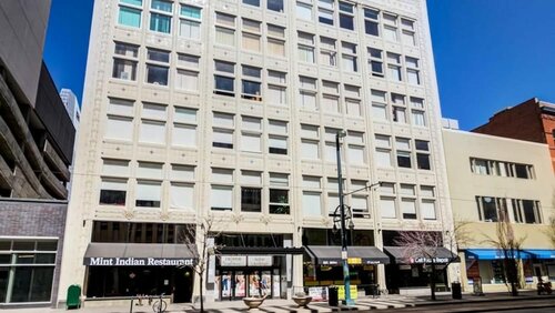 Гостиница Downtown Denver 2br Apt - Loft Style Living