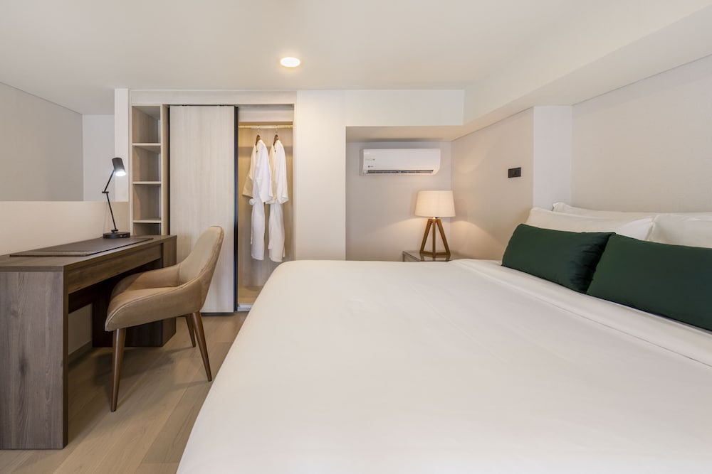 Фото Wyndham Garden Bangkok Sukhumvit 42