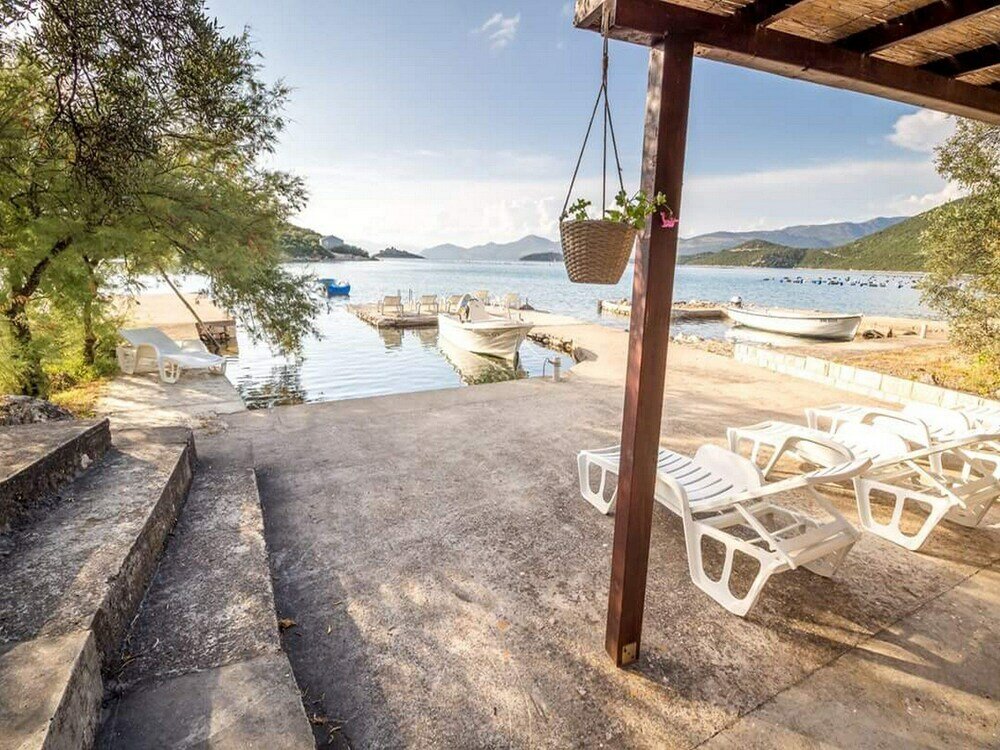 Фото Apartments Vlahušić