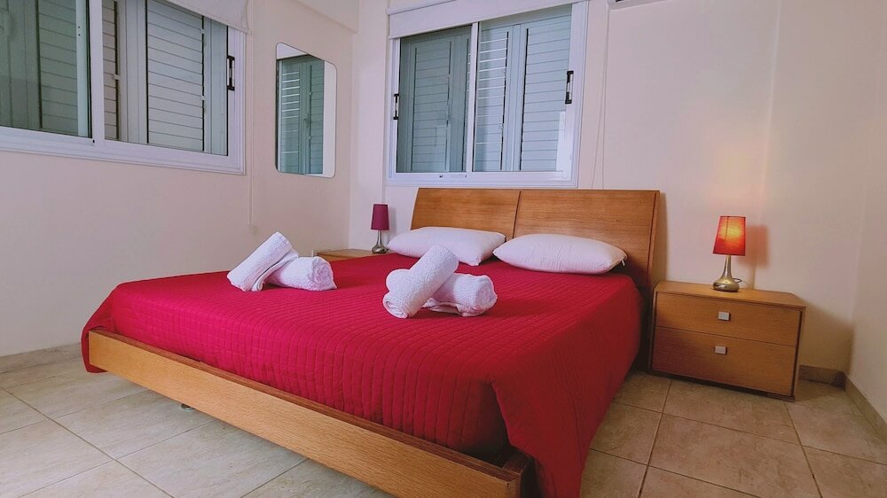 Фото SunShine Apartment by Stay BnB