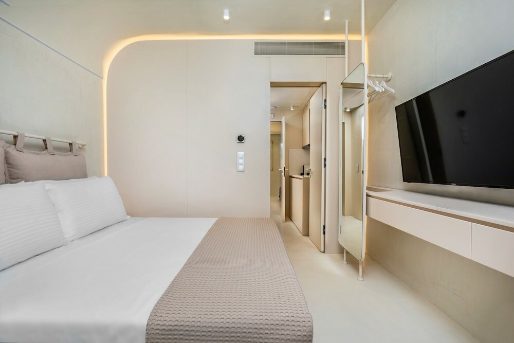 Фото Cocoons Luxury Suites & Villas