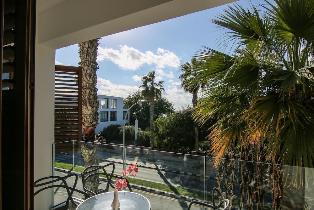 Фото Phaedrus Living Seaside Constantinos 113