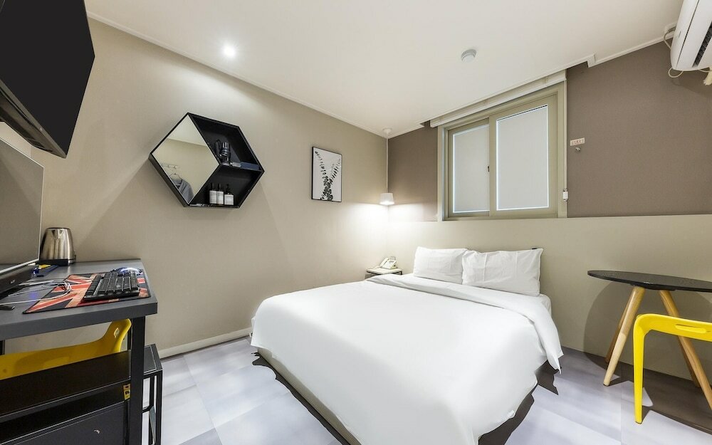 Фото Daejeon Yongjeon Hotel Ben