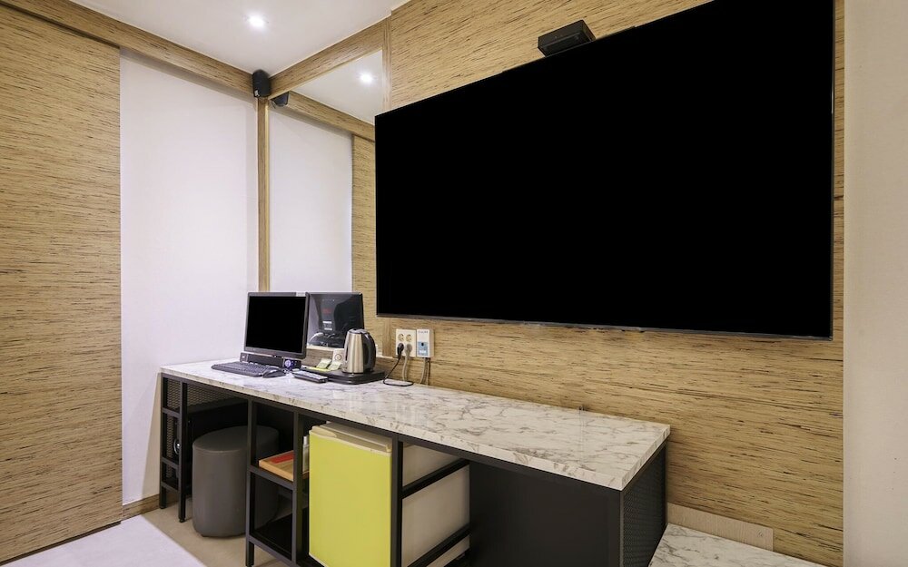 Фото Daejeon Yuseong SPA Tower