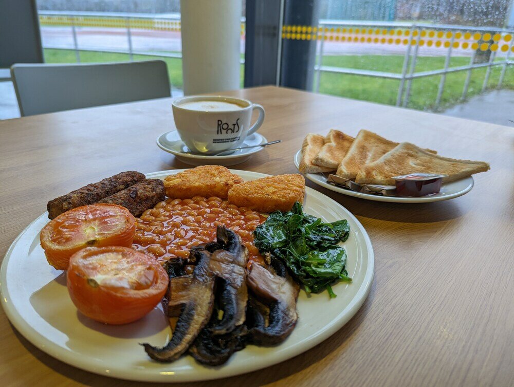 Фото Broadview Hotel