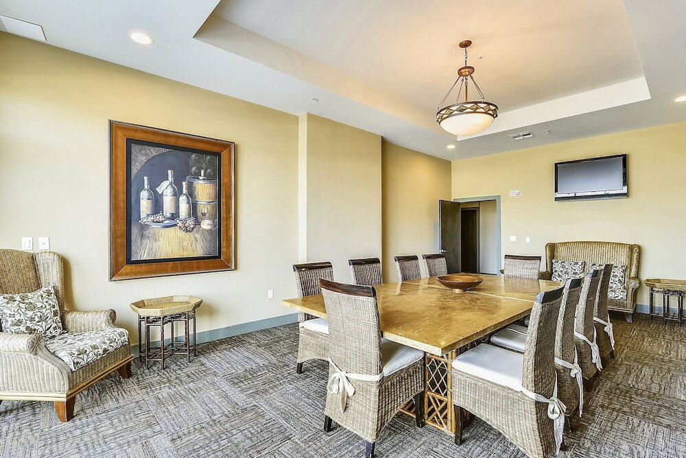 Фото Emerald 707