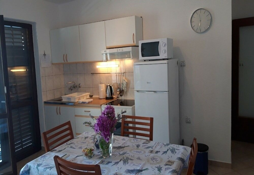 Фото Vlatko - 100 m From sea - A2