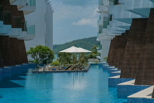 Гостиница The Beachfront Hotel Phuket