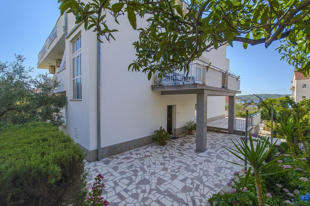 Фото Ljuba - Nice Garden - A2 Plavi