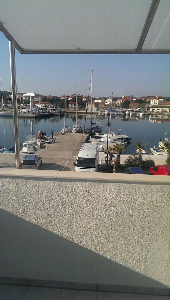 Фото Mar - 10 m From sea - A1