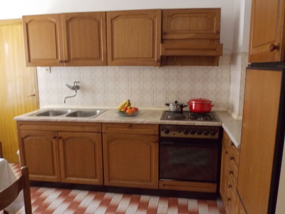 Фото Bugi - Free Parking - H