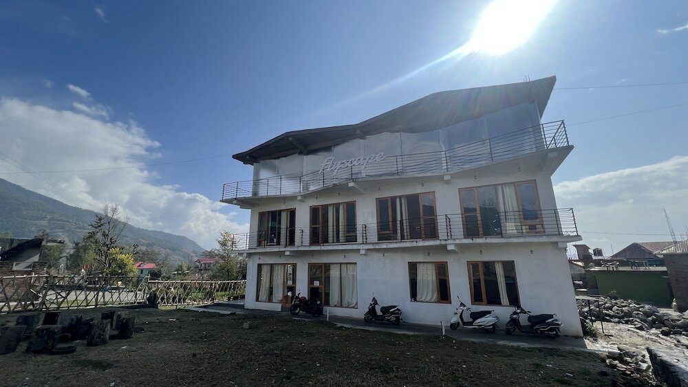 Фото Flyscape Hostel