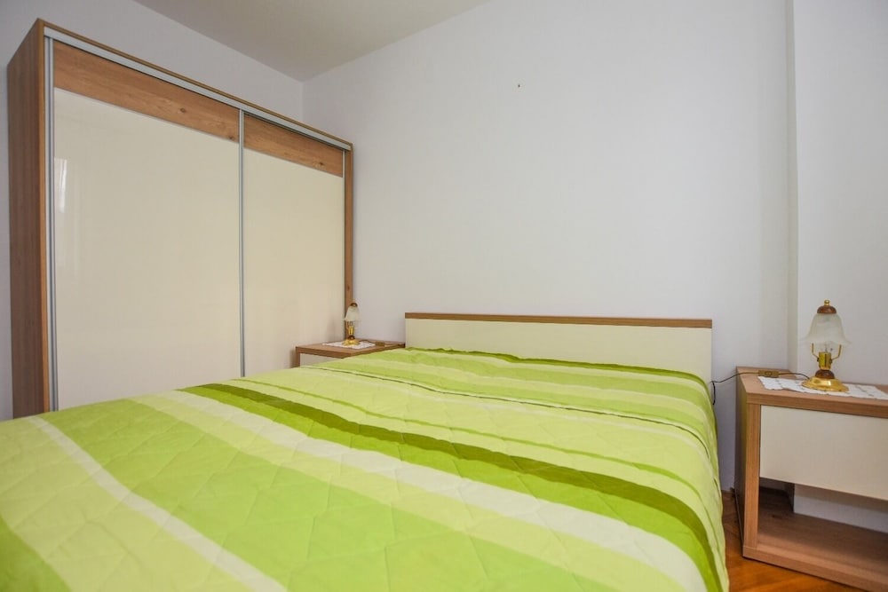 Фото Luce - Family Friendly & Parking - A3