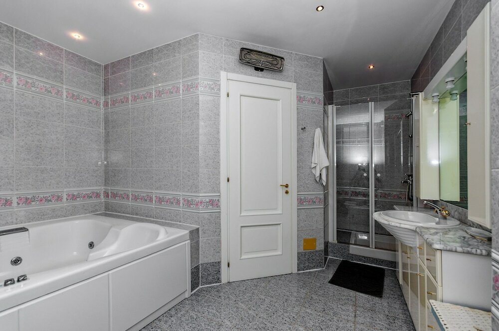 Фото Apartments Mrs Brightside