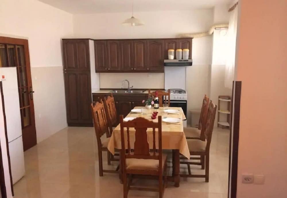 Фото Ognjen - Family Apartments With Free Parking - A5