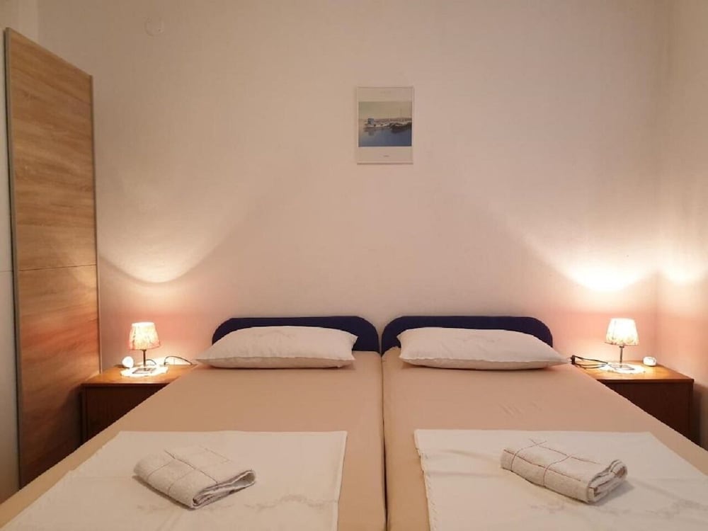 Фото Nina - Free Private Parking - A3