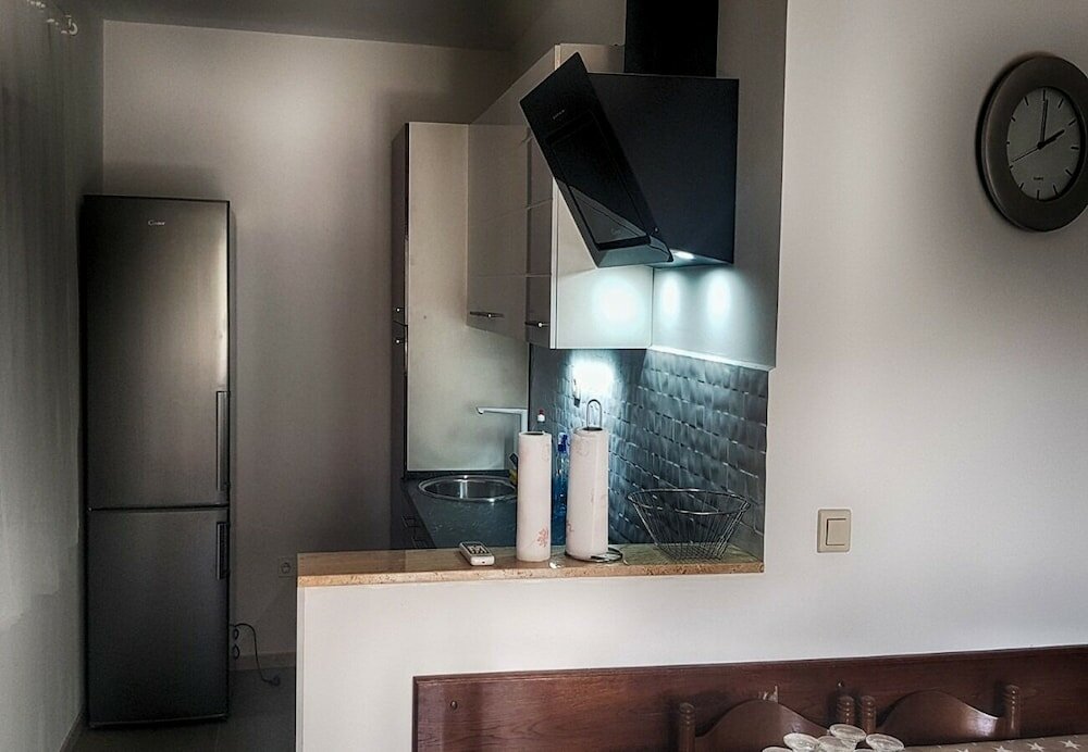 Фото Mare - 50 m From Beach - H