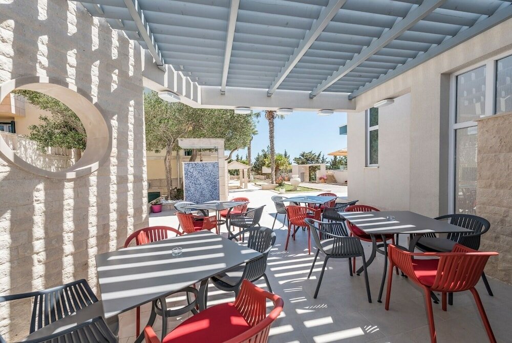 Фото Petra - With Pool - A1