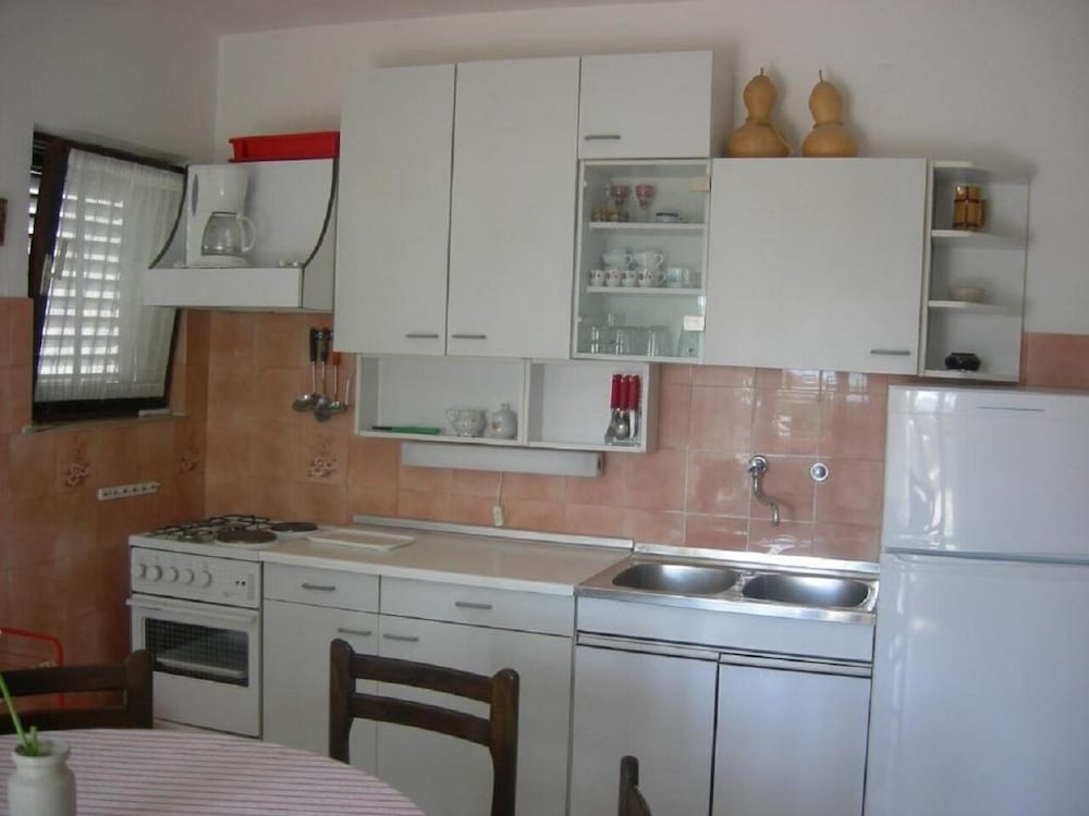 Фото Nina - Free Private Parking - A3