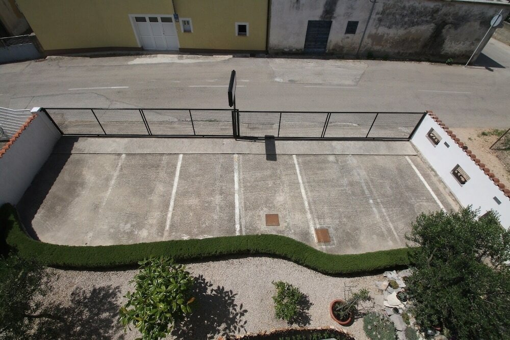 Фото Zora - Garden Terrace and Grill - A4