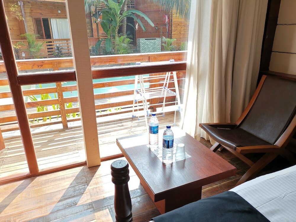 Фото Aqua Marina Beach Cottages