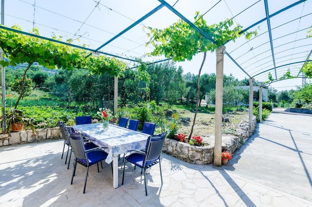 Фото Apartments & Rooms Maždin