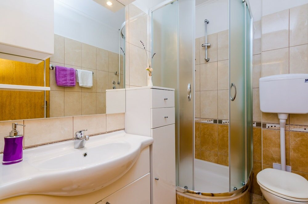 Фото Apartments & Rooms Maždin