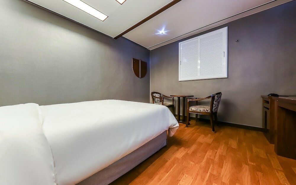 Фото Daejeon Yongjeon Sky