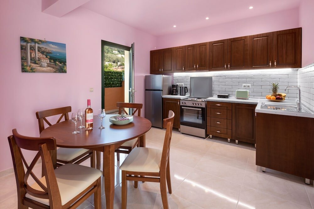 Фото Poseidon Suite by CorfuEscapes