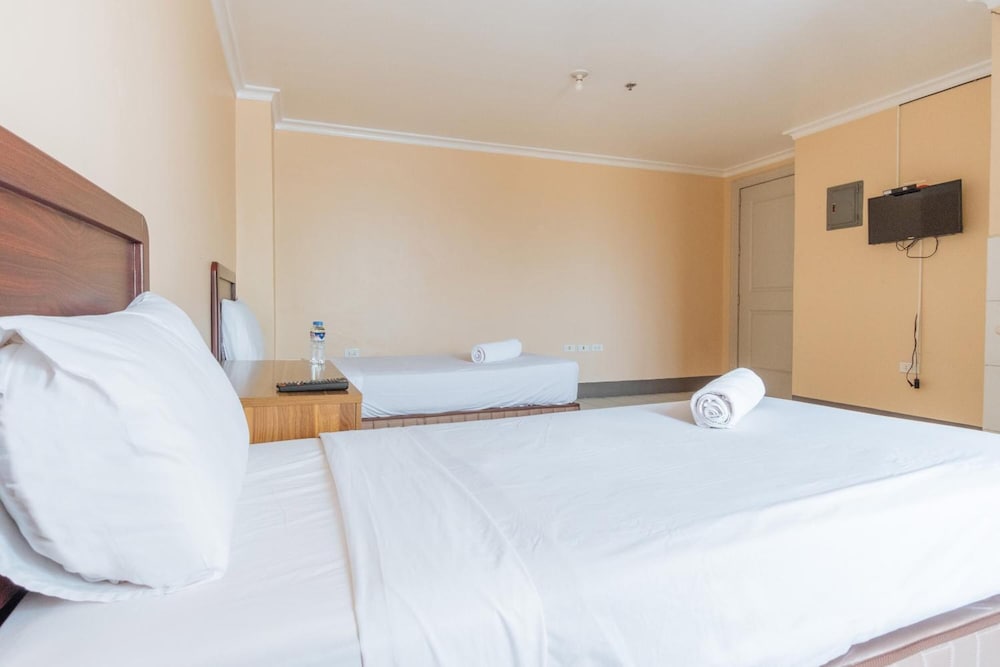 Фото Dechmark Hotel