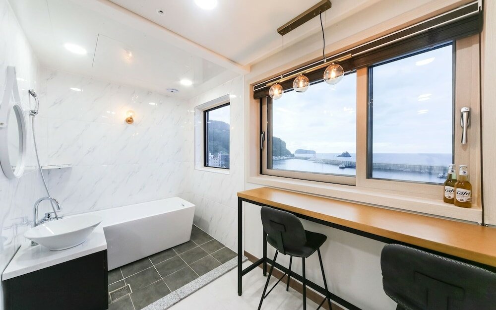 Фото Ulleung With Ulleung