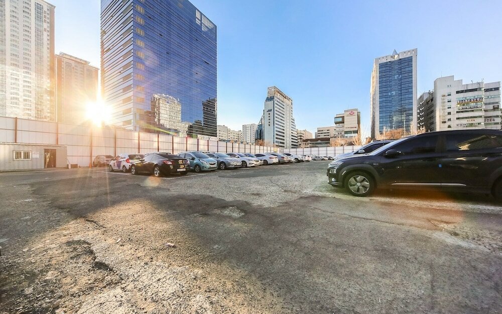 Фото Changwon Sangnam-dong Raphael