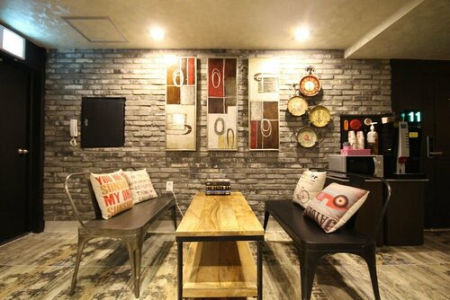 Гостиница Changwon Sangnam-dong Charlie's в Чханвоне