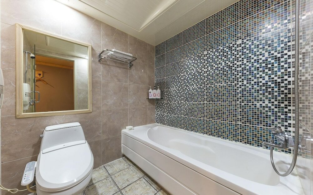 Фото Daejeon Yongjeon Bobos