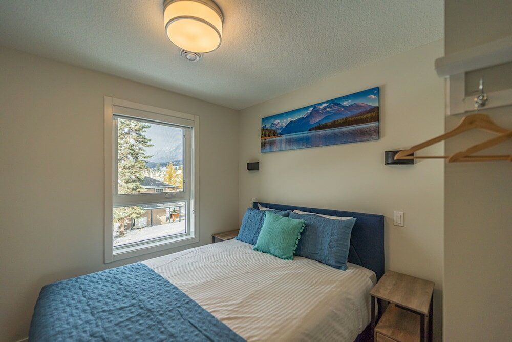 Фото 2 Bedroom Suite for Larger Group