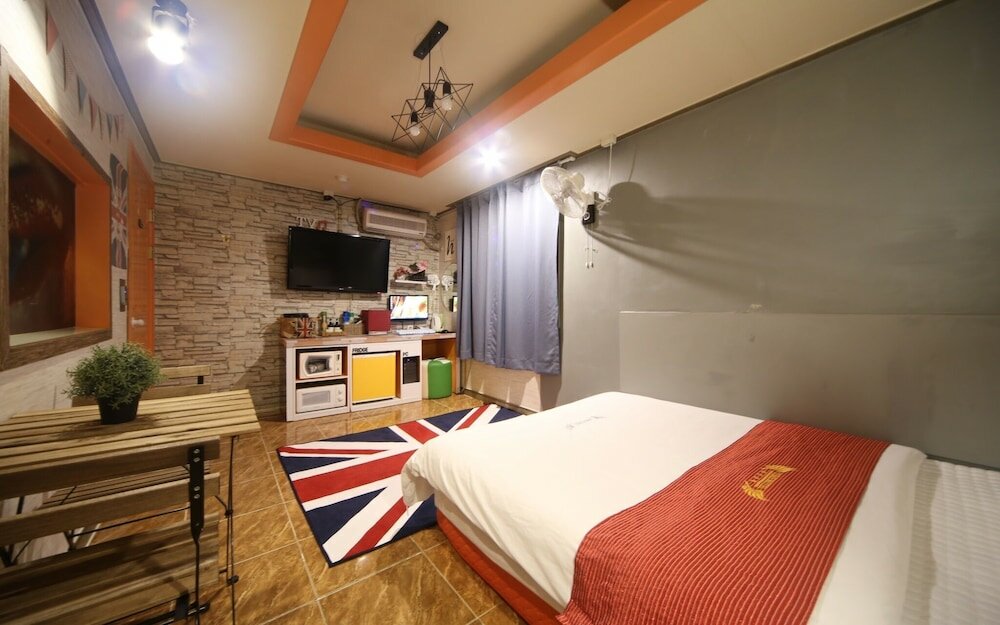 Фото Changwon Palyongdong Time