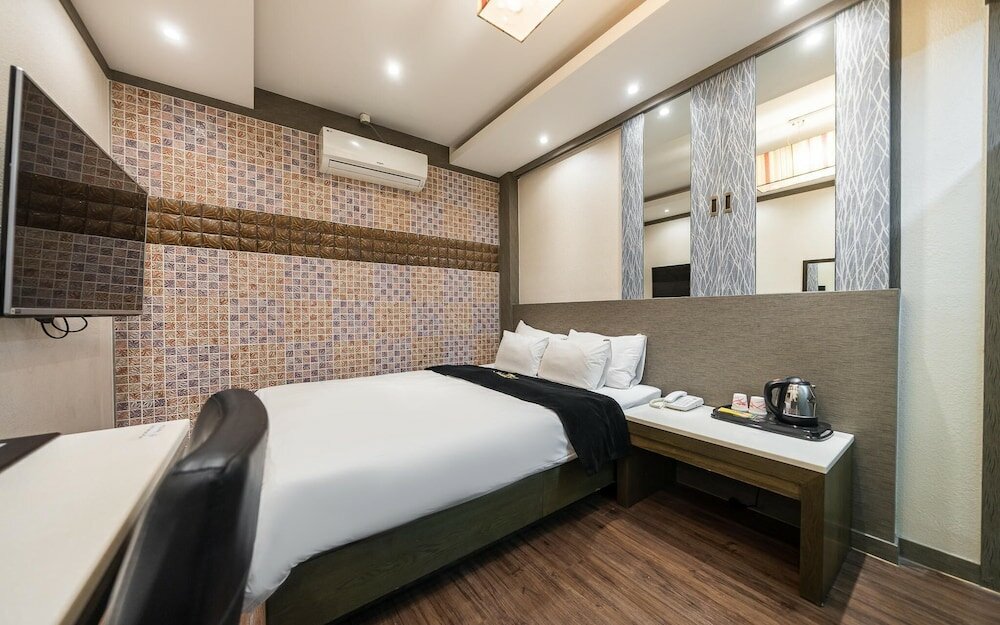 Фото Suwon Station Provence 22st